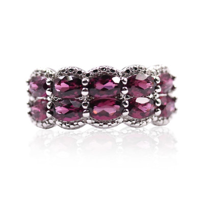 Tocantin Garnet Silver Ring