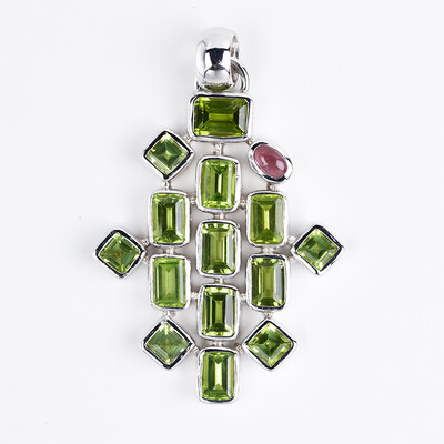 Kashmir Peridot Silver Pendant