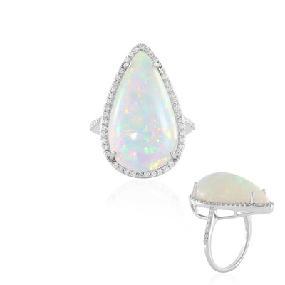 14K AAA Welo Opal Gold Ring (AMAYANI)