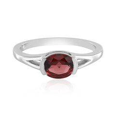 Mozambique Garnet Silver Ring