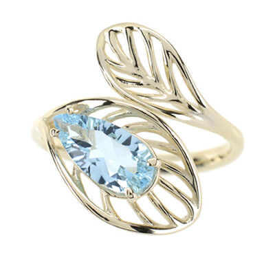 9K Sky Blue Topaz Gold Ring (dagen)