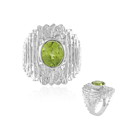 Peridot Silver Ring (de Melo)