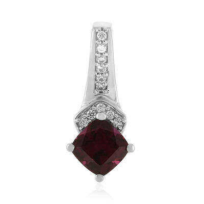 Tocantin Garnet Silver Pendant