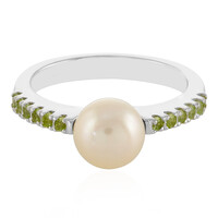 White Freshwater Pearl Silver Ring