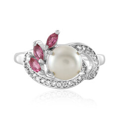 White Freshwater Pearl Silver Ring