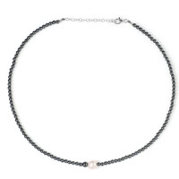 White Freshwater Pearl Silver Necklace (Riya)