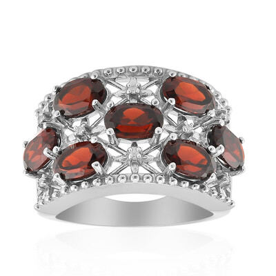 Mozambique Garnet Silver Ring