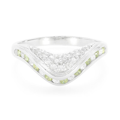 Demantoid Silver Ring