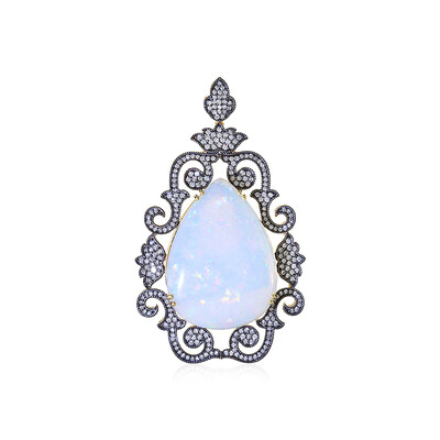 14K Welo Opal Gold Pendant (AMAYANI)