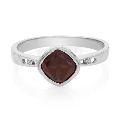 Mozambique Garnet Silver Ring