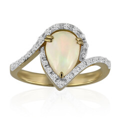 9K Welo Opal Gold Ring (Adela Gold)