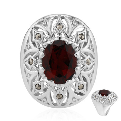 Mozambique Garnet Silver Ring (Annette classic)