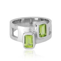 Peridot Silver Ring