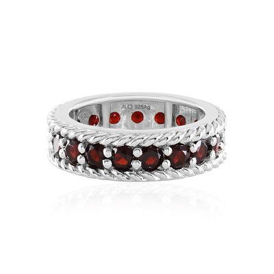 Mozambique Garnet Silver Ring