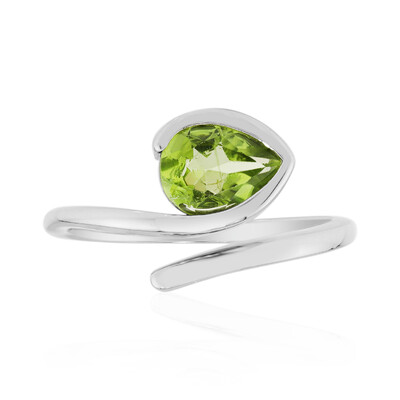 Peridot Silver Ring