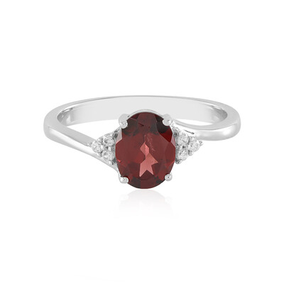 Mozambique Garnet Silver Ring