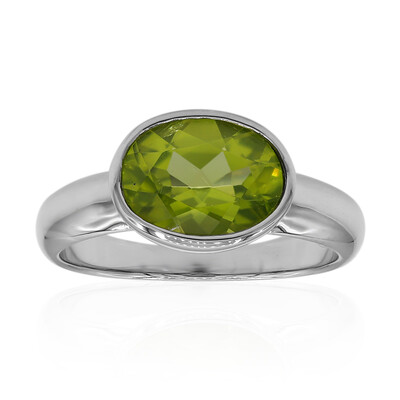 Peridot Silver Ring