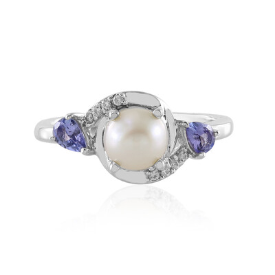 White Freshwater Pearl Silver Ring