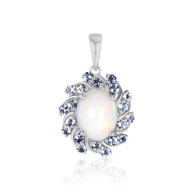 Welo Opal Silver Pendant