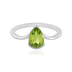 Peridot Silver Ring