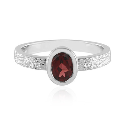 Mozambique Garnet Silver Ring