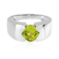 Peridot Silver Ring