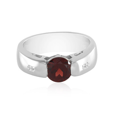 Mozambique Garnet Silver Ring