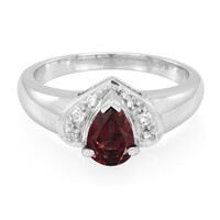 Lindi Garnet Silver Ring