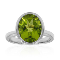 Peridot Silver Ring