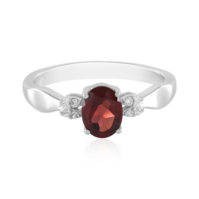 Mozambique Garnet Silver Ring