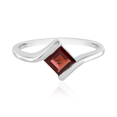 Mozambique Garnet Silver Ring