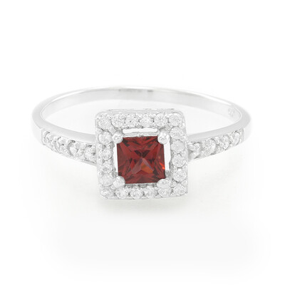 Lindi Garnet Silver Ring